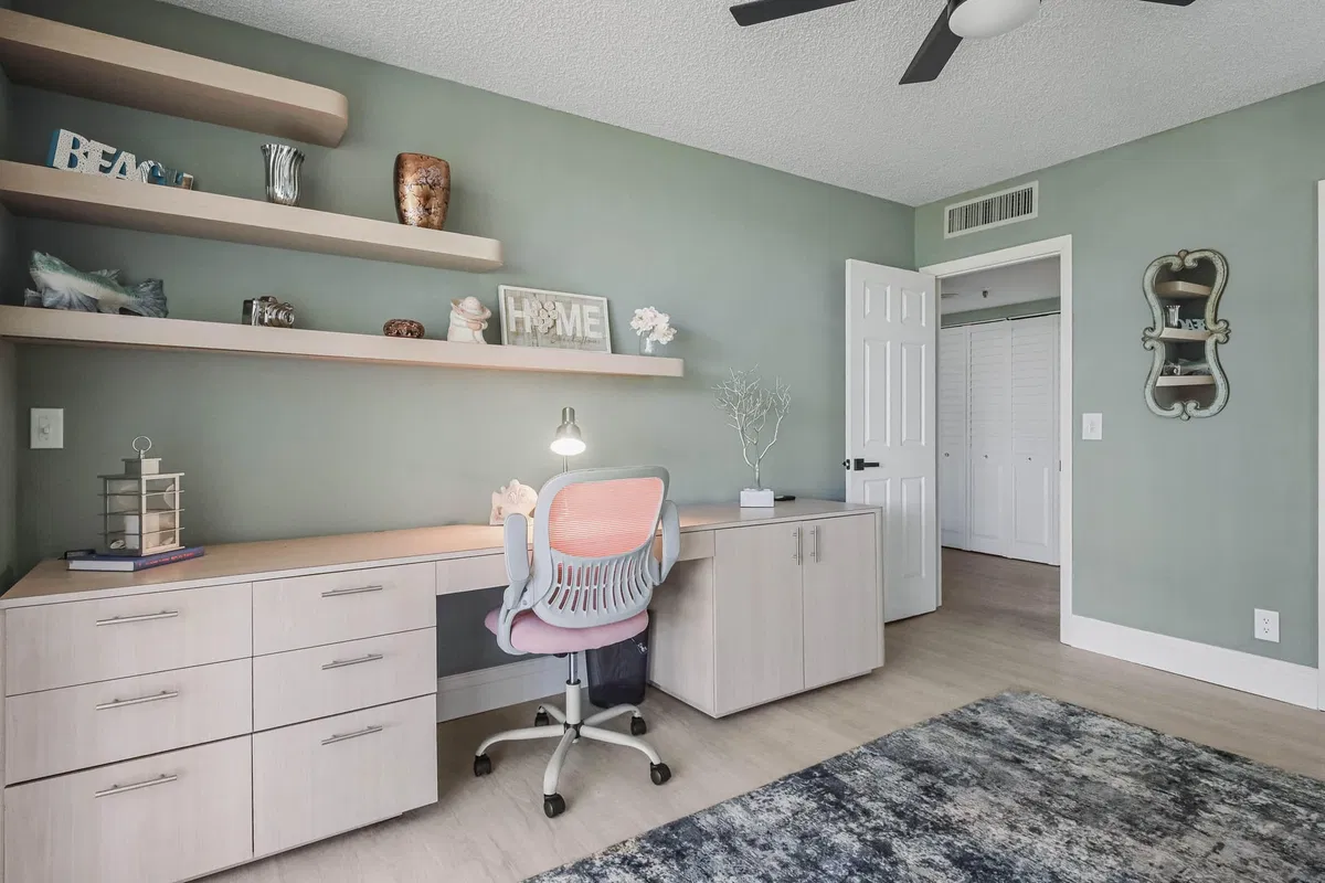  Unit 205 photo 25
