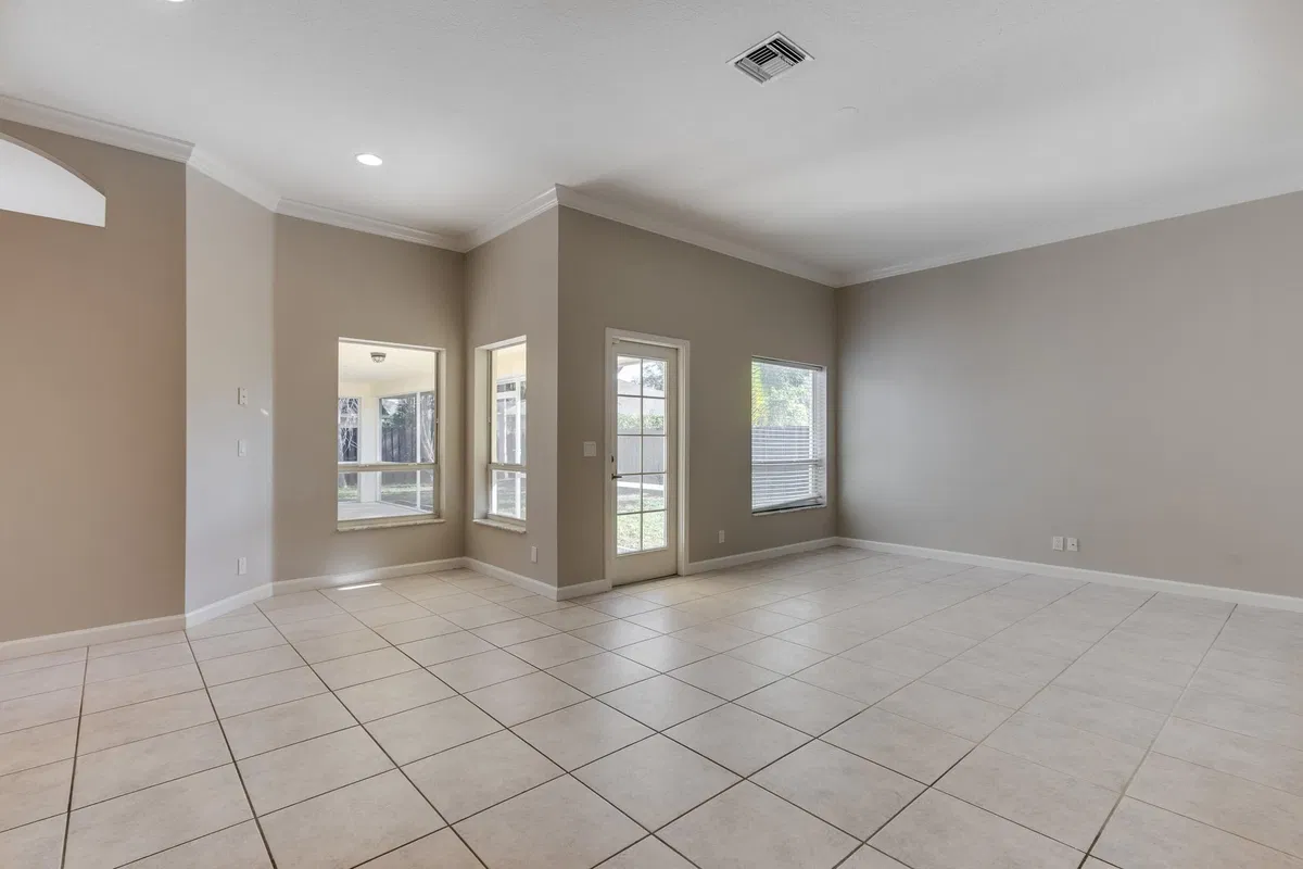  Residence photo 7