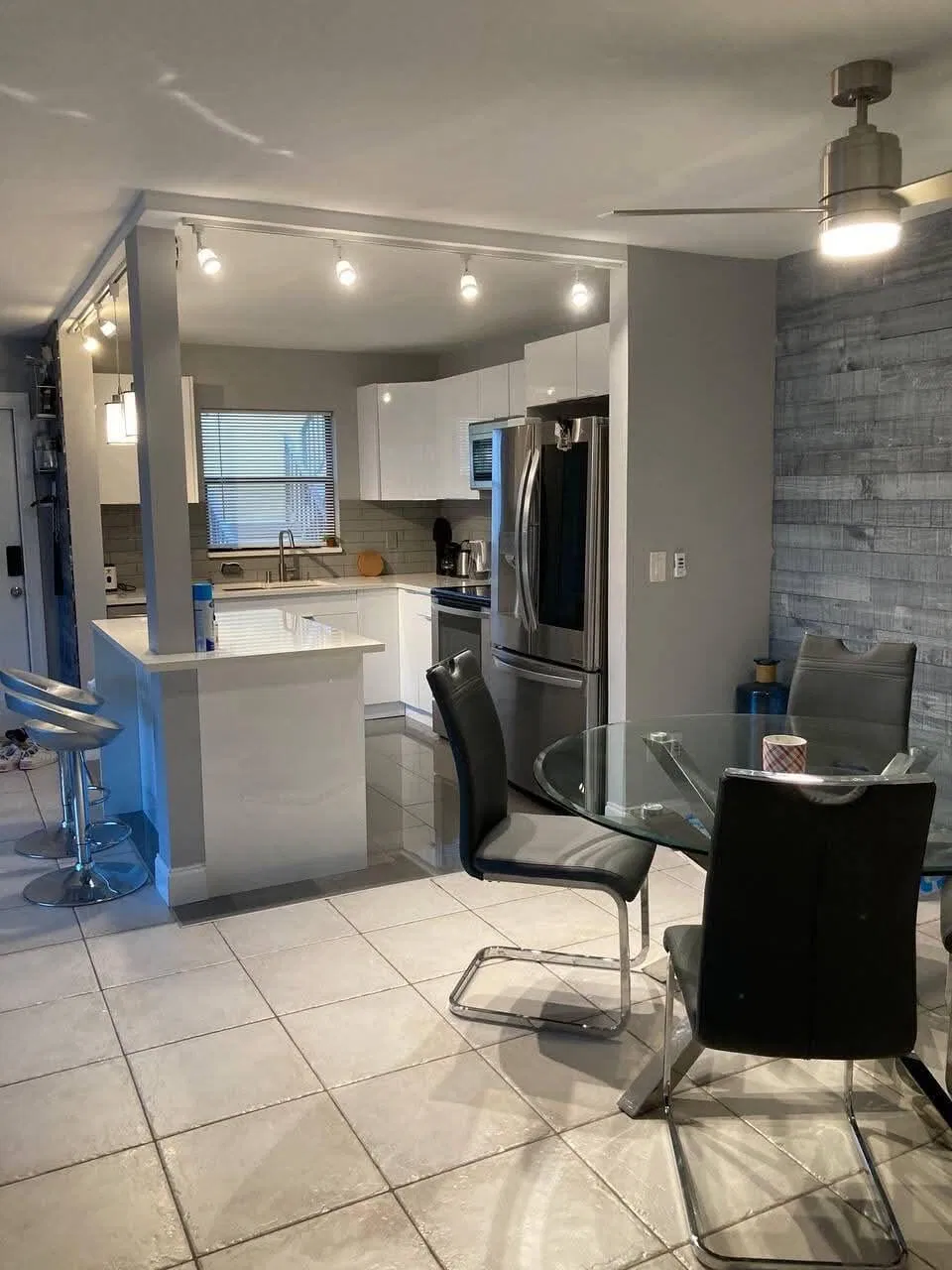  Unit 28B photo 7