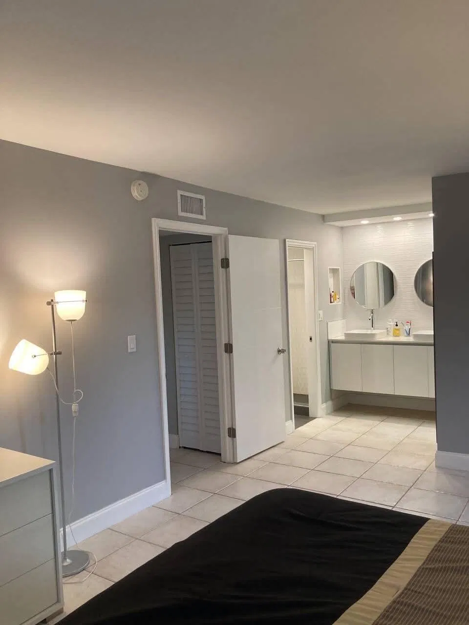  Unit 28B photo 40