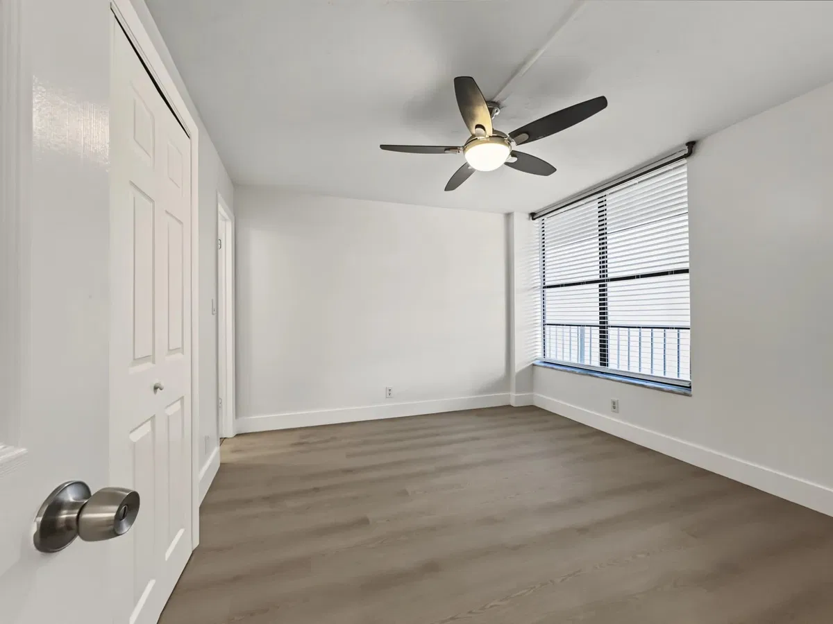 Boca Raton Unit 2050 photo 19