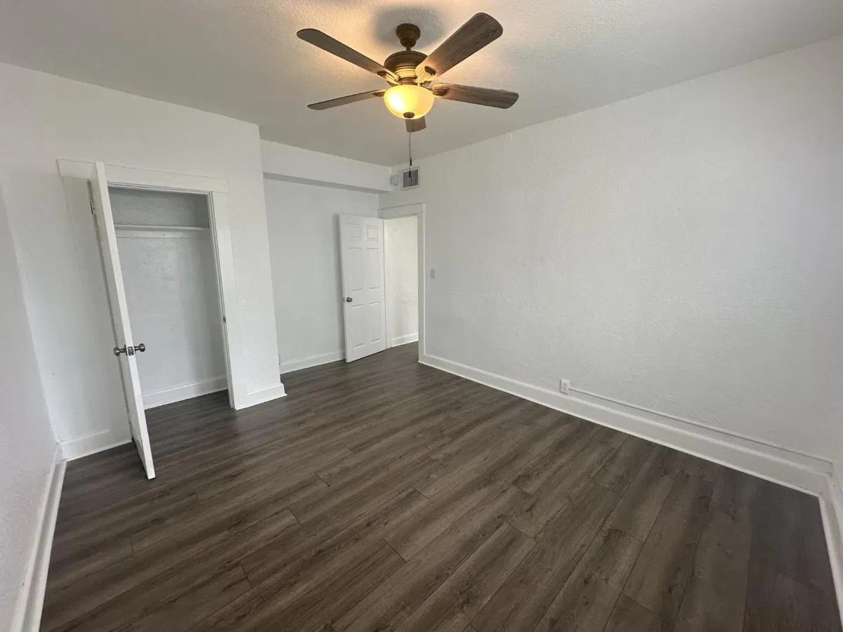 Residence photo 13
