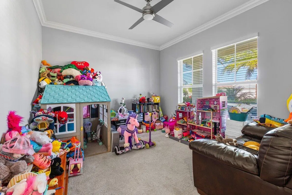 Residence photo 88