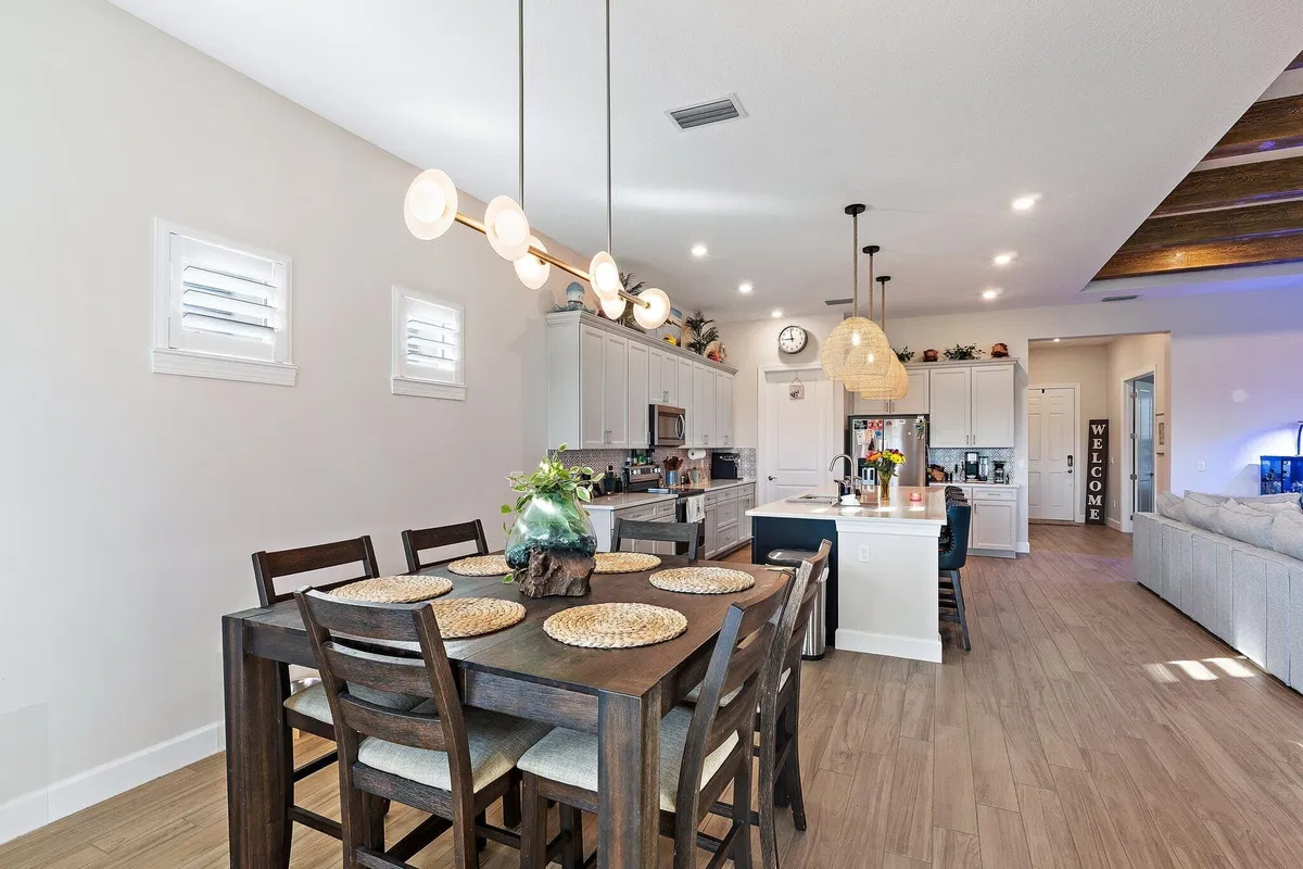 Residence photo 19