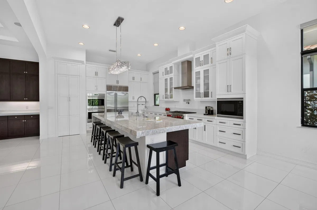  Residence photo 19