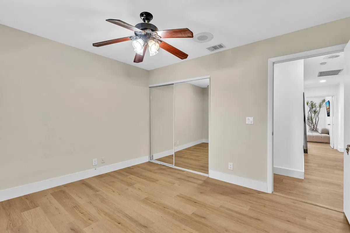 Residence photo 40
