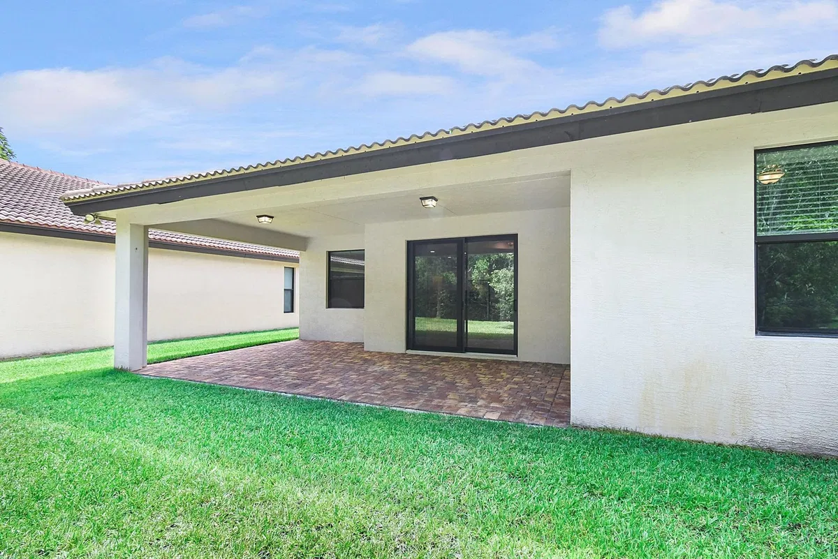 Residence photo 28