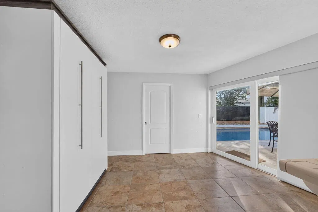 Residence photo 19