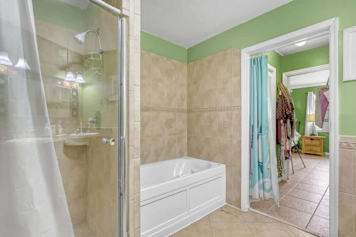  Residence photo 28