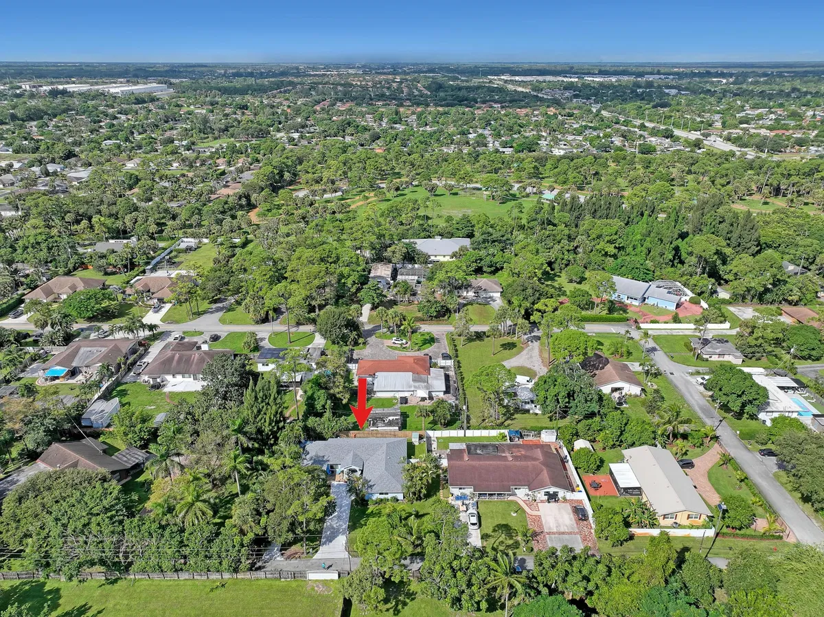 Residence photo 49