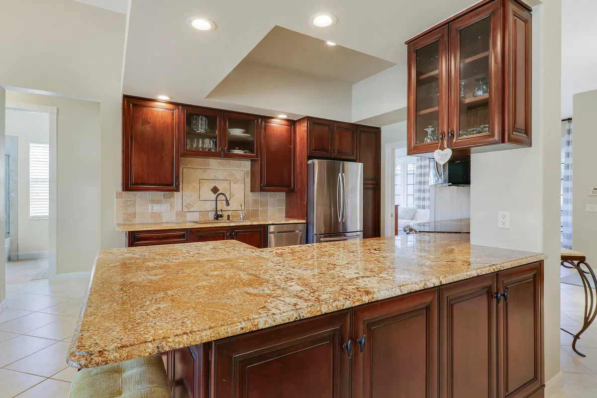 Residence photo 19