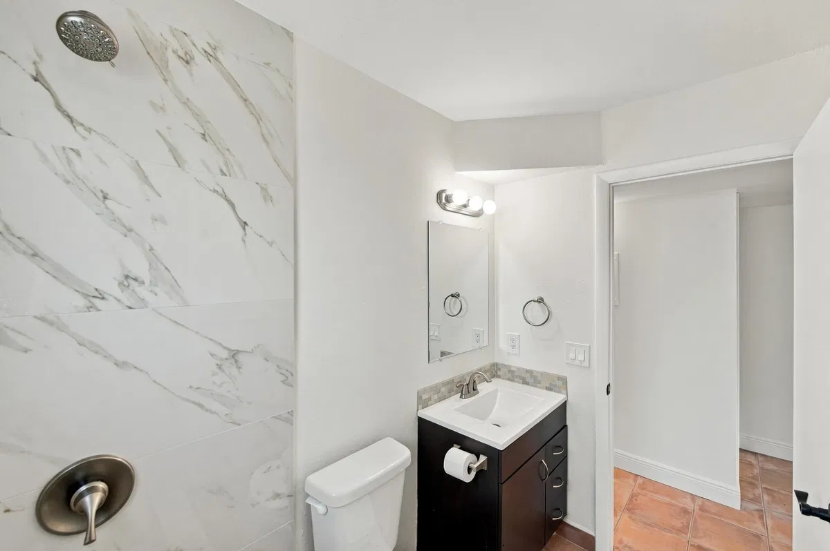Residence photo 19