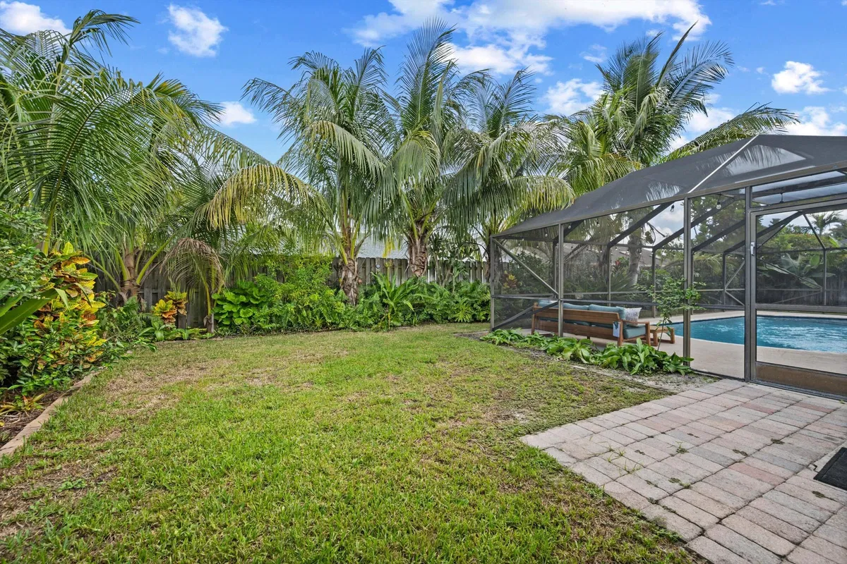  Residence photo 28