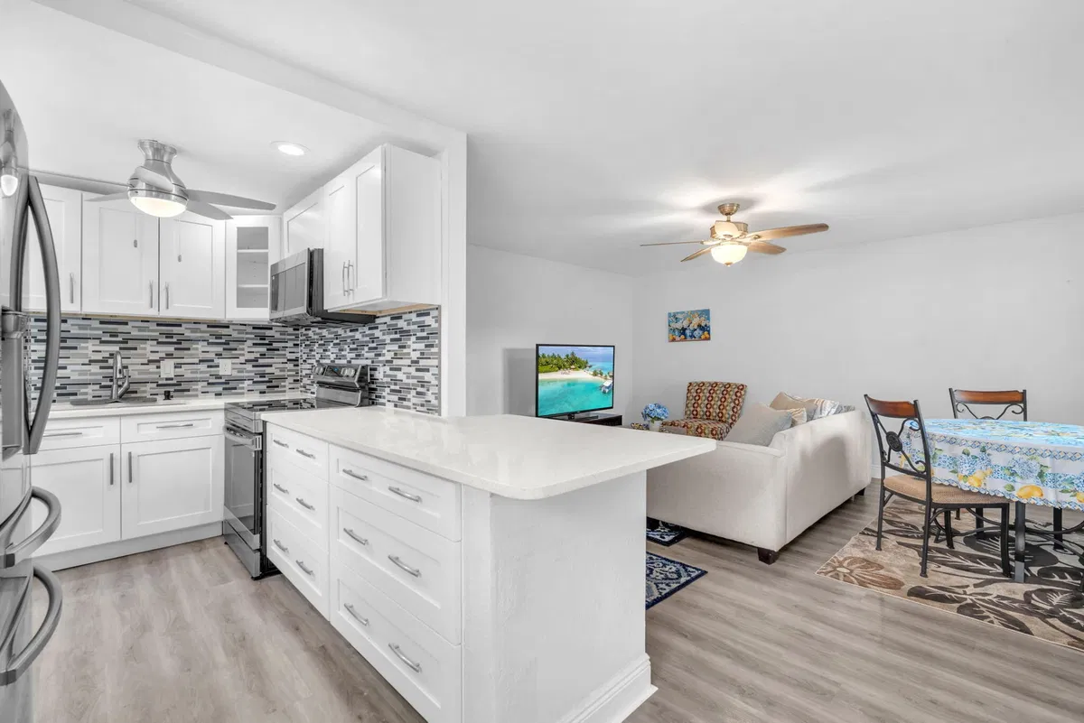 Residence photo 10