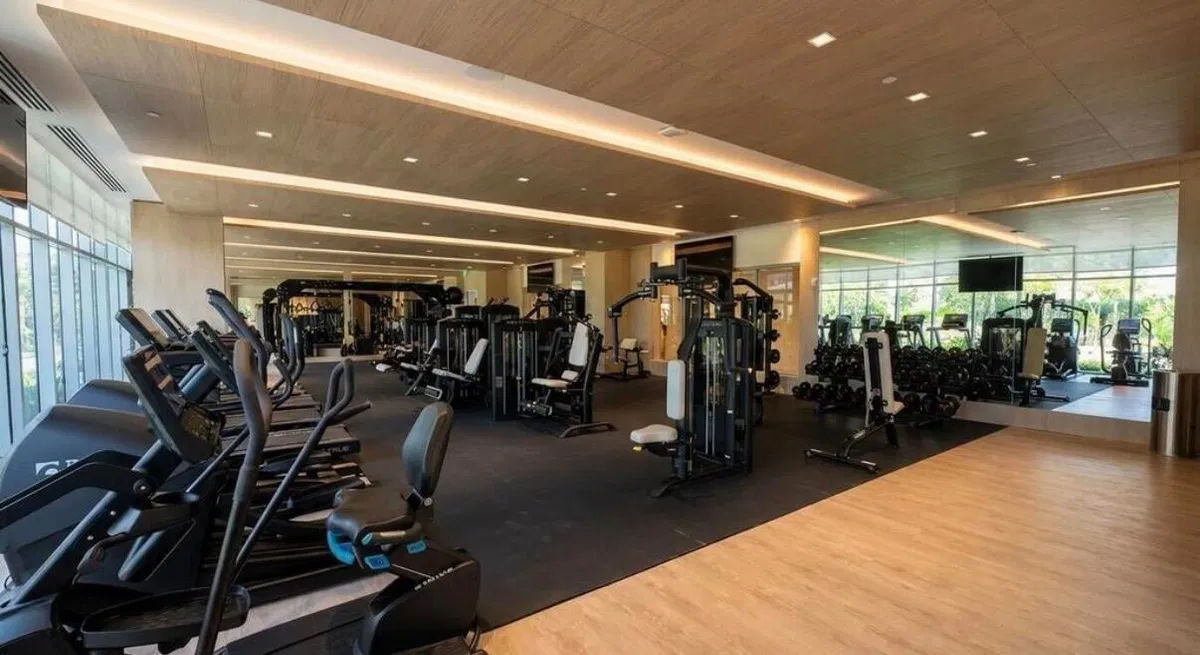 Nautilus 220 Unit 1607 photo 10