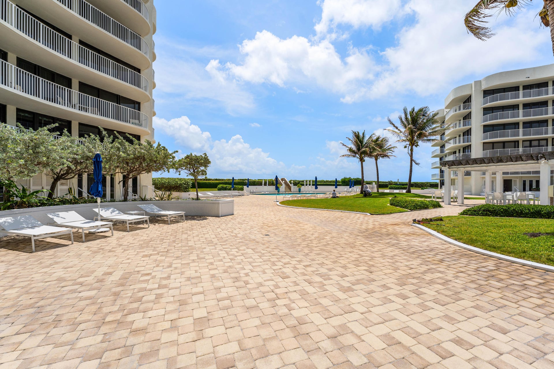 3360 South Ocean Unit 1DI photo 25