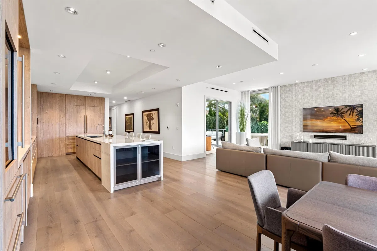 1625 Ocean Unit 11 photo 16