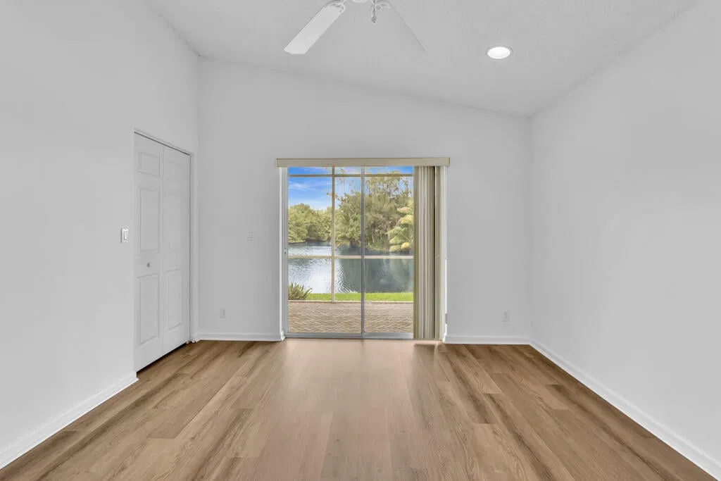  Residence photo 22