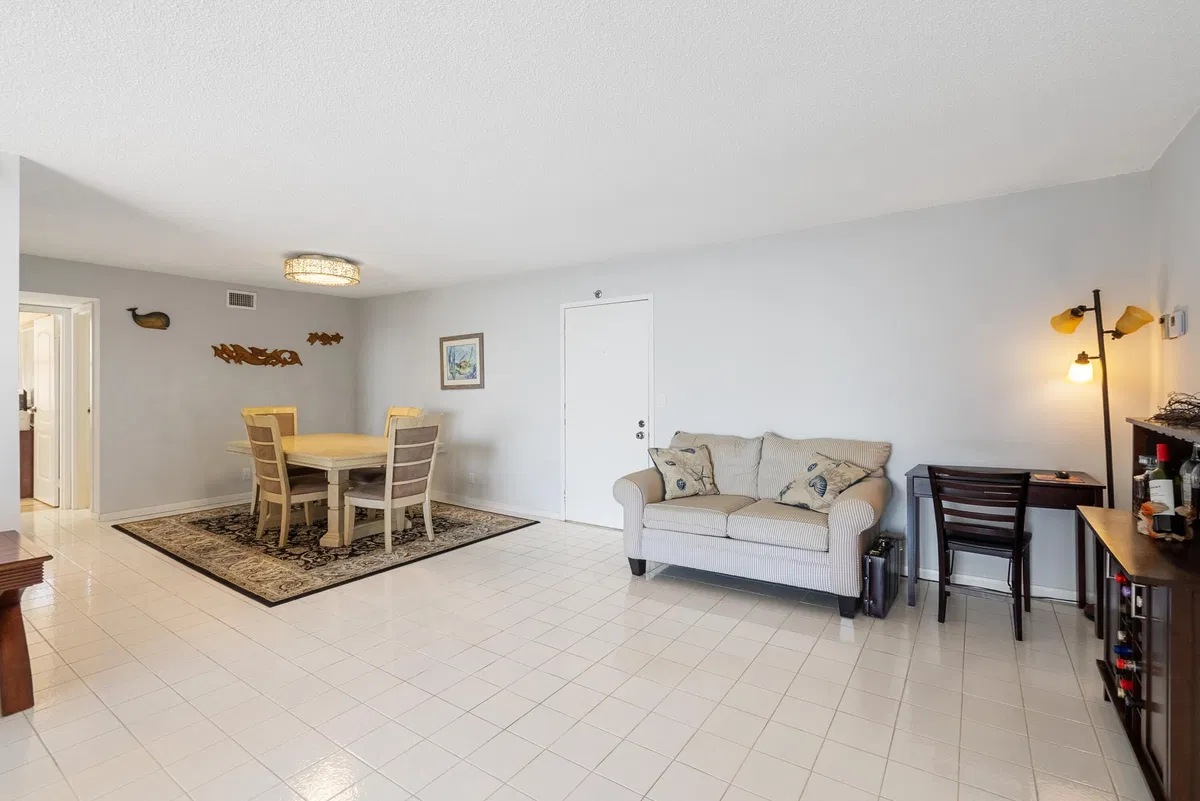 South Palm Beach Unit D-301 photo 7