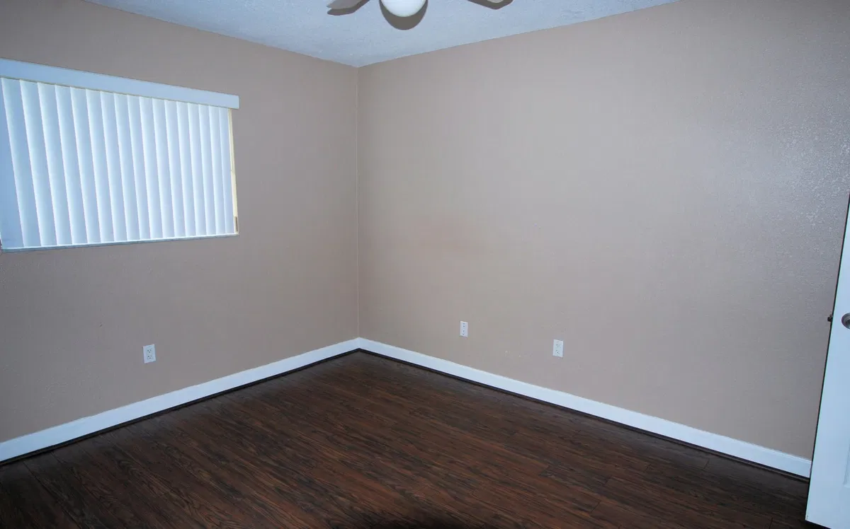 Unit C34 photo 7