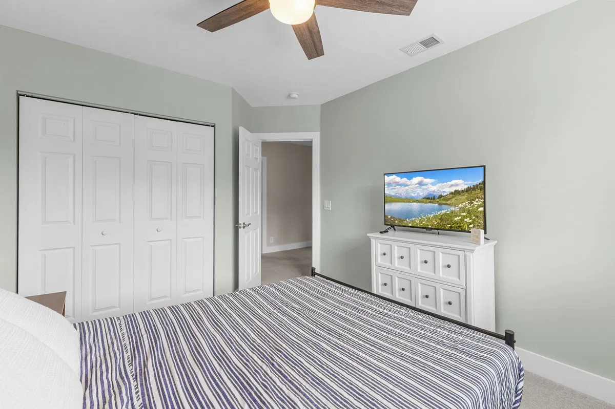 Residence photo 22