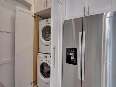 Residence photo 4
