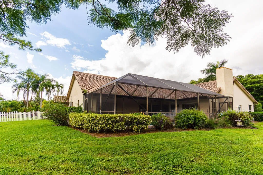 Residence photo 61