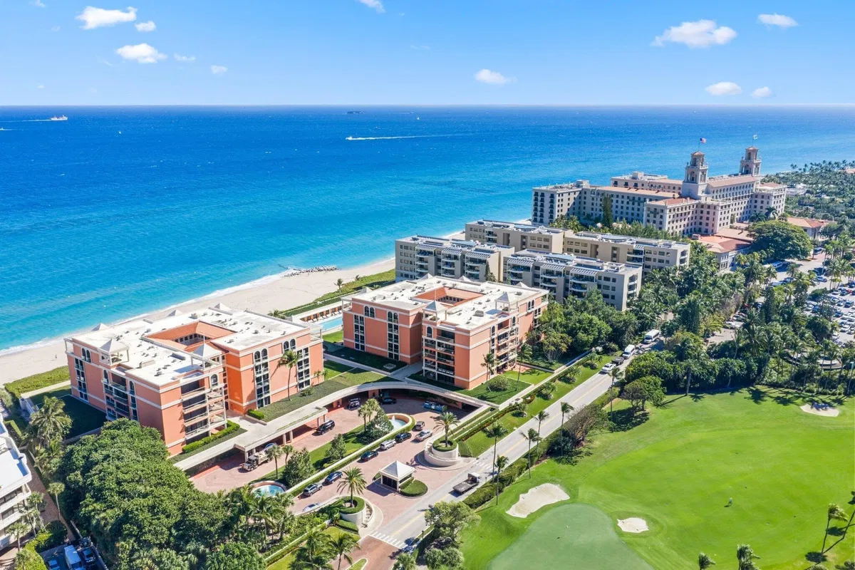 In-Town Palm Beach Unit S32