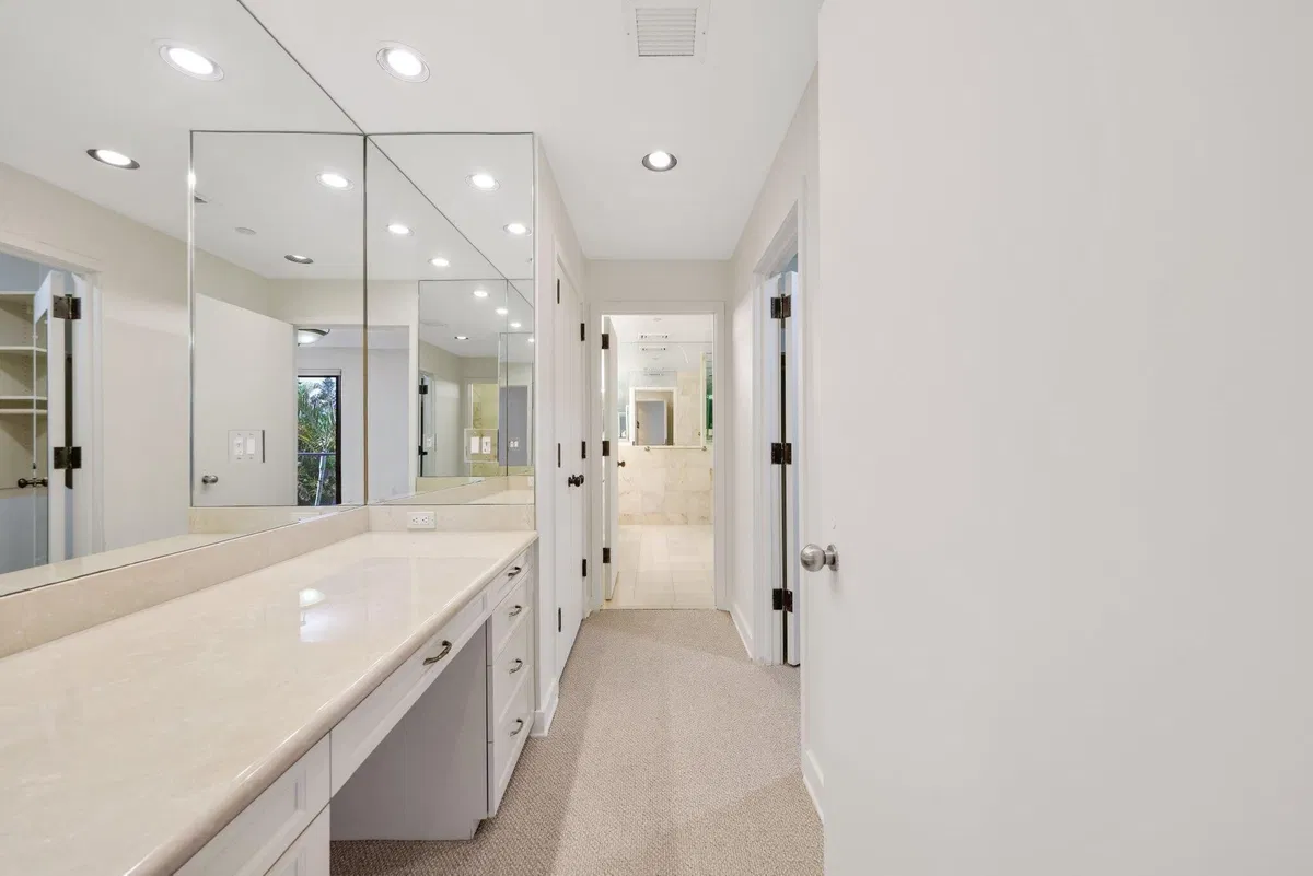 In-Town Palm Beach Unit S32 photo 49