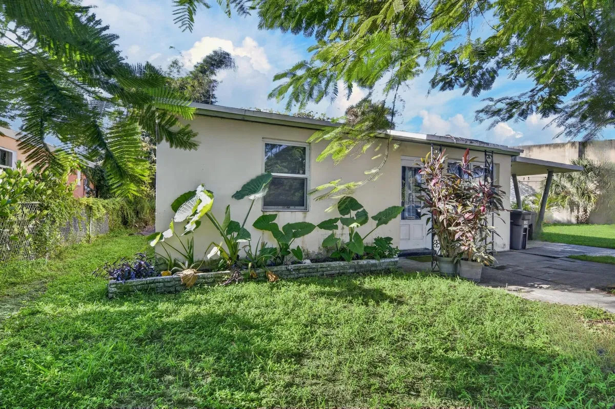 Downtown West Palm Beach Residence photo 4