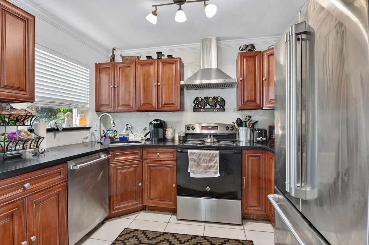 Downtown West Palm Beach Residence photo 13