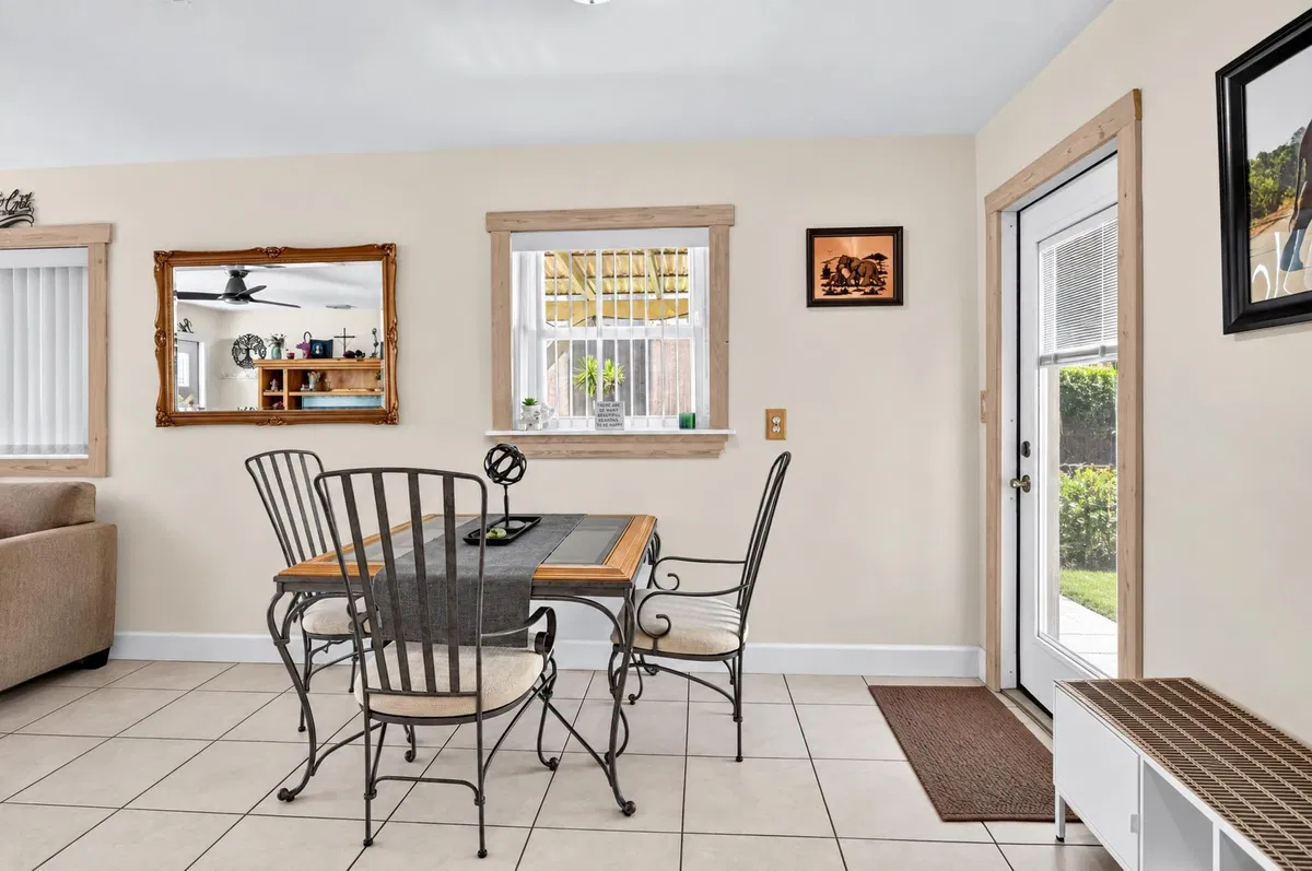 Downtown West Palm Beach Residence photo 16