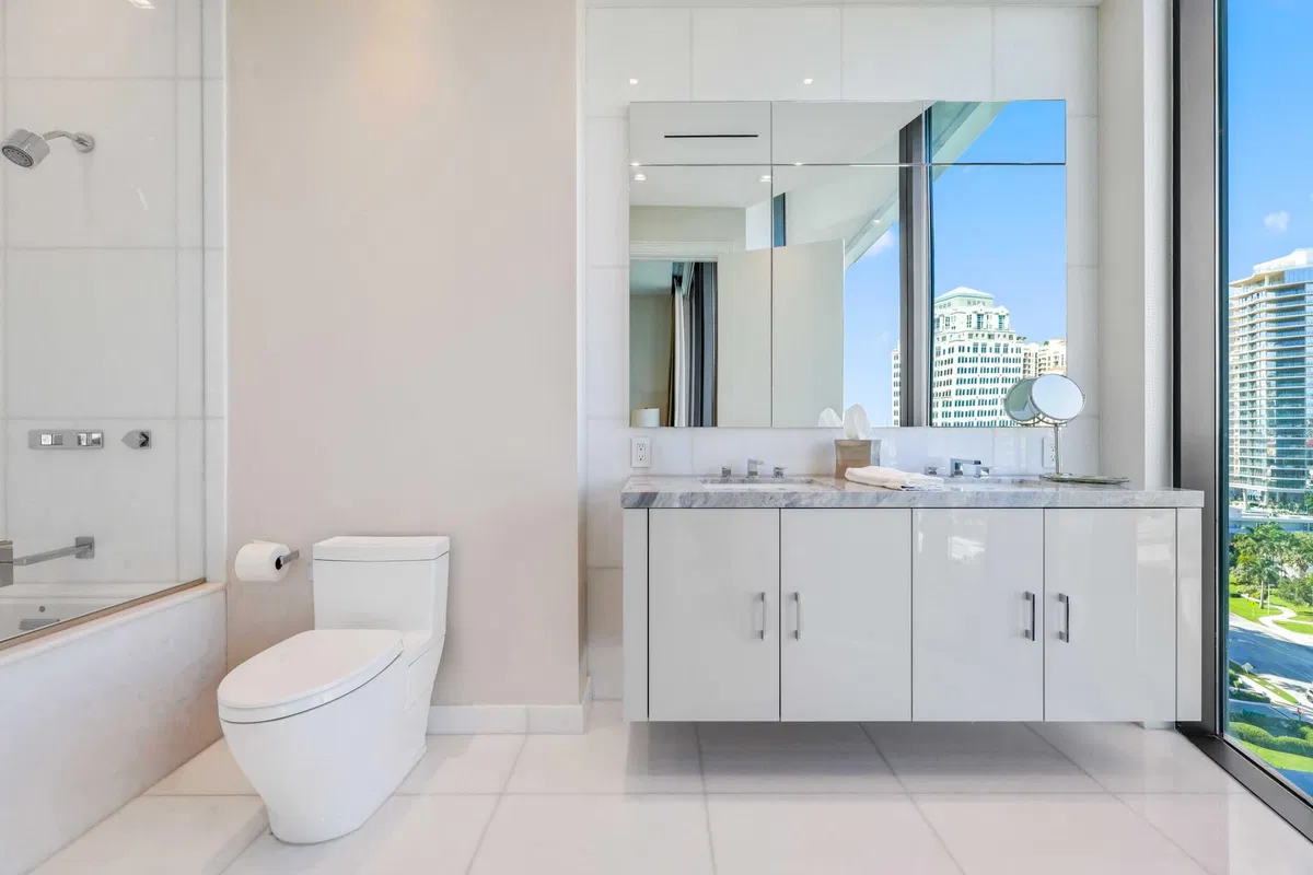 Bristol Palm Beach Unit 1101 photo 37