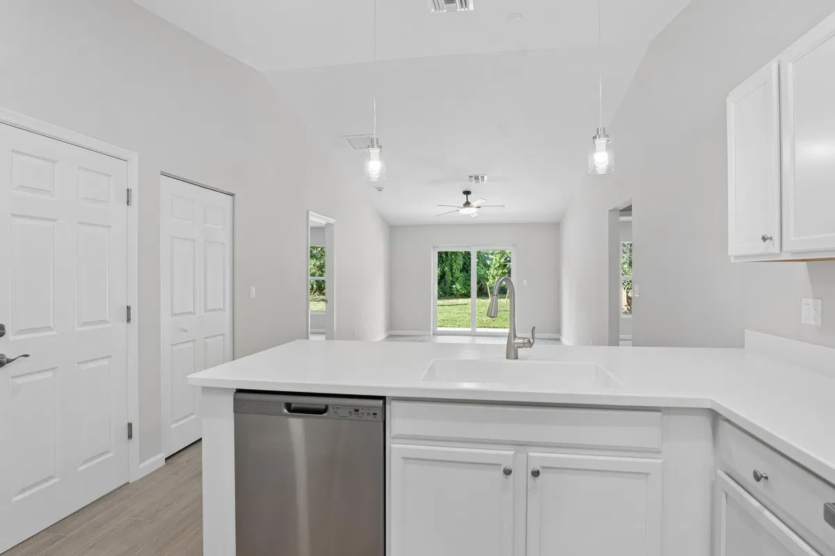 Residence photo 4