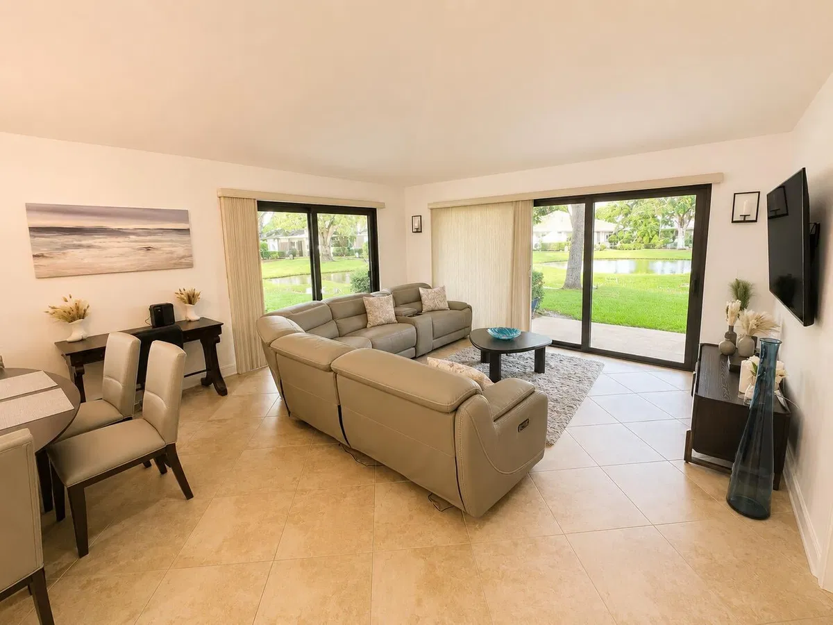 PGA National Palm Beach Gardens Residence photo 13