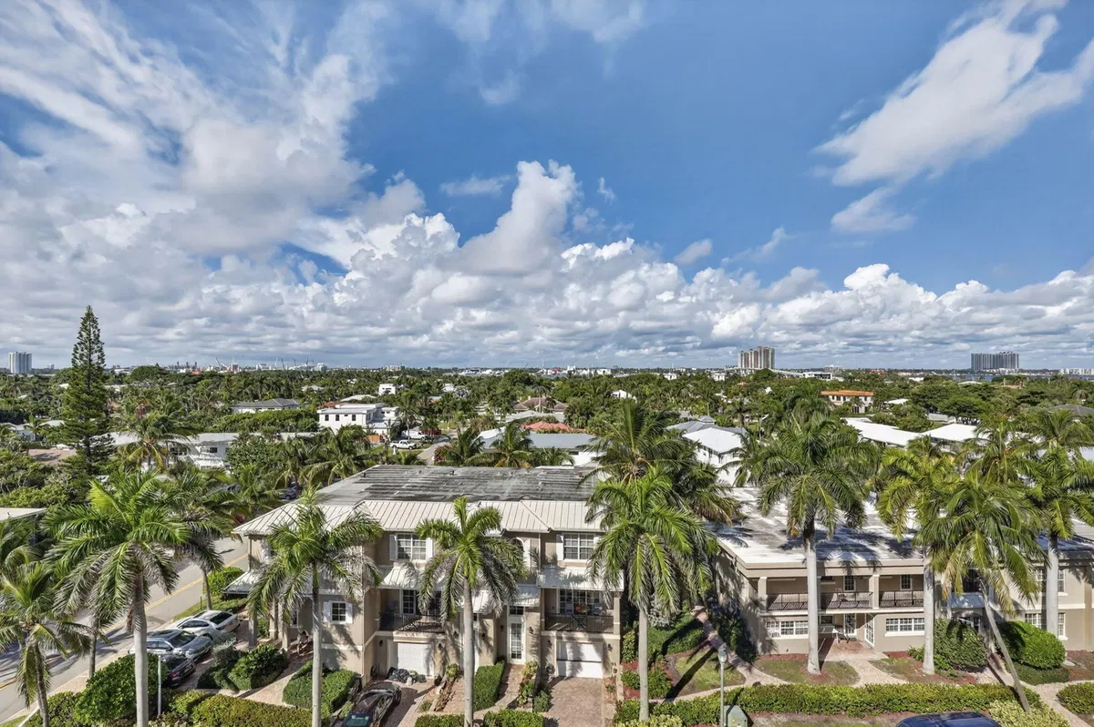  Unit 719 photo 34
