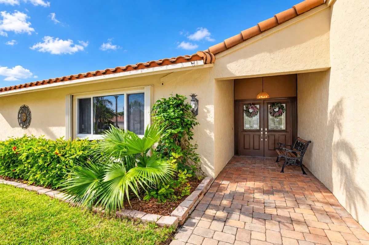 Residence photo 4