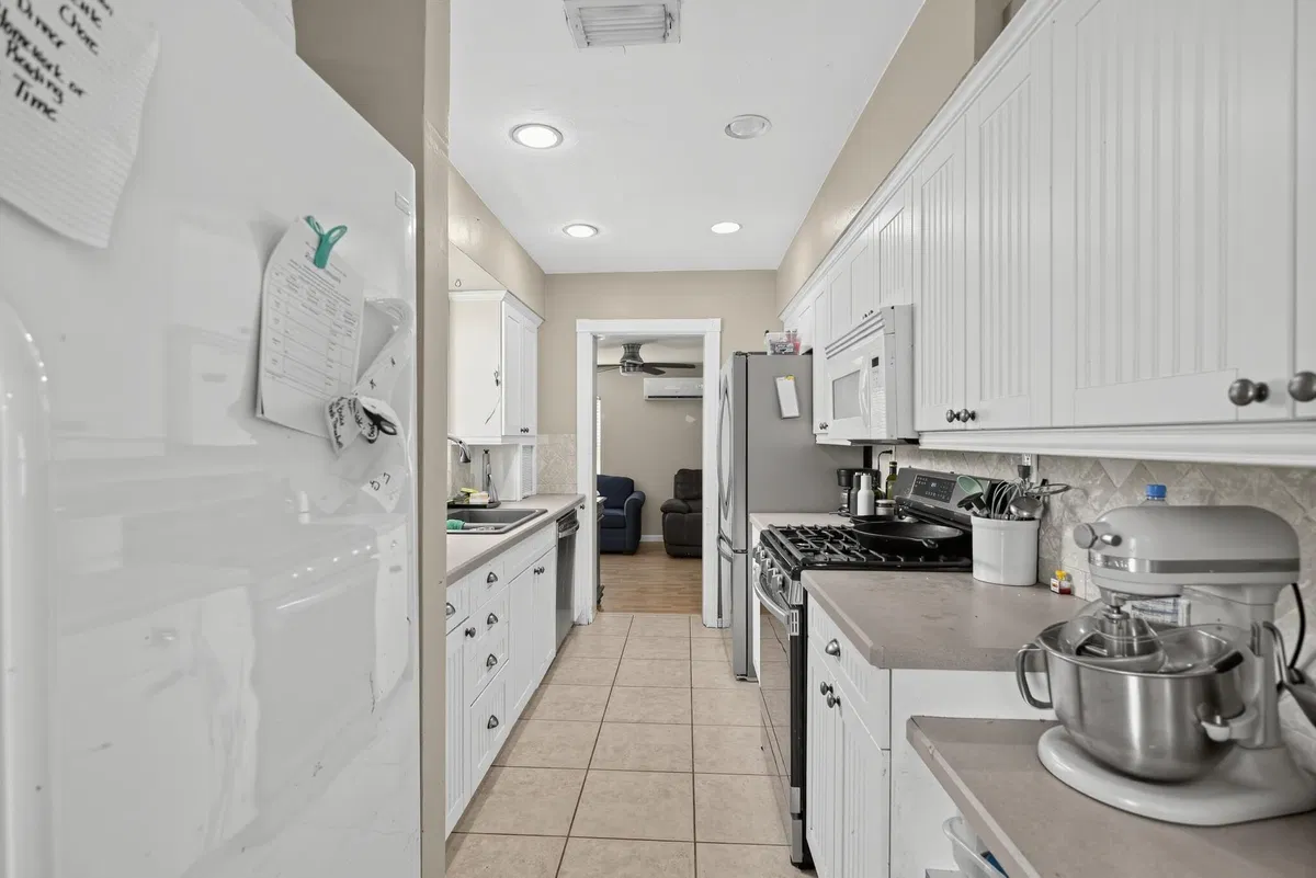 Residence photo 13