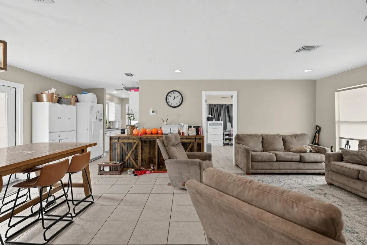 Residence photo 28