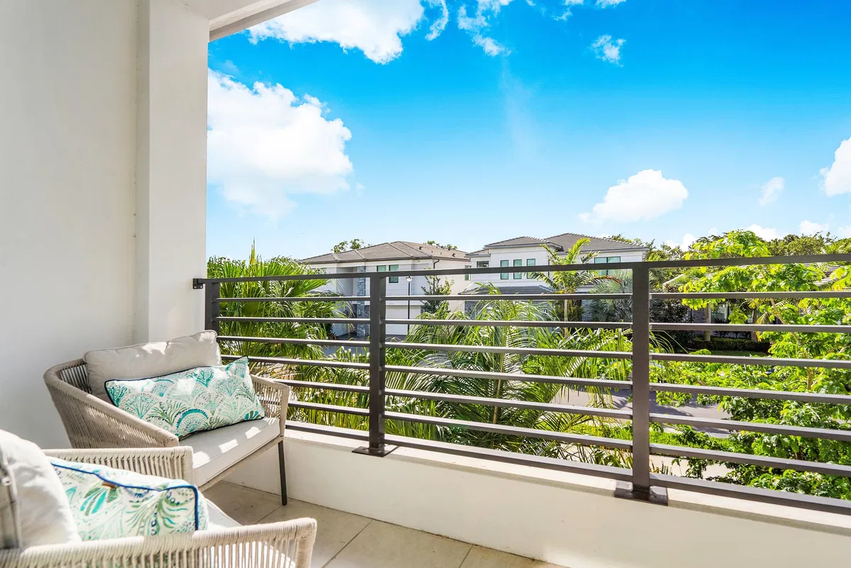 Boca Bridges Residence photo 19