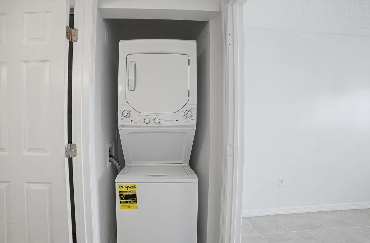 Unit 304 photo 25