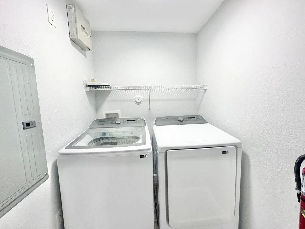 Unit 105 photo 25