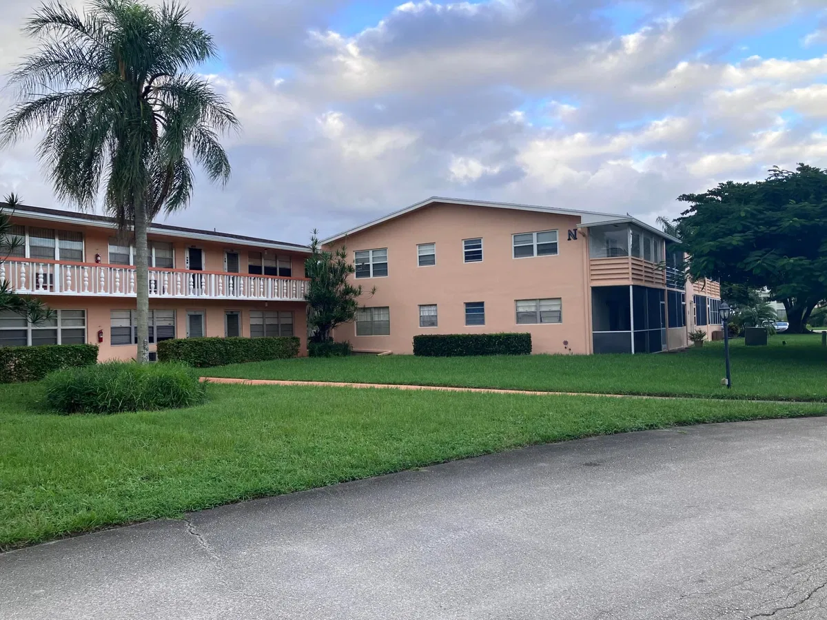Residence photo 4
