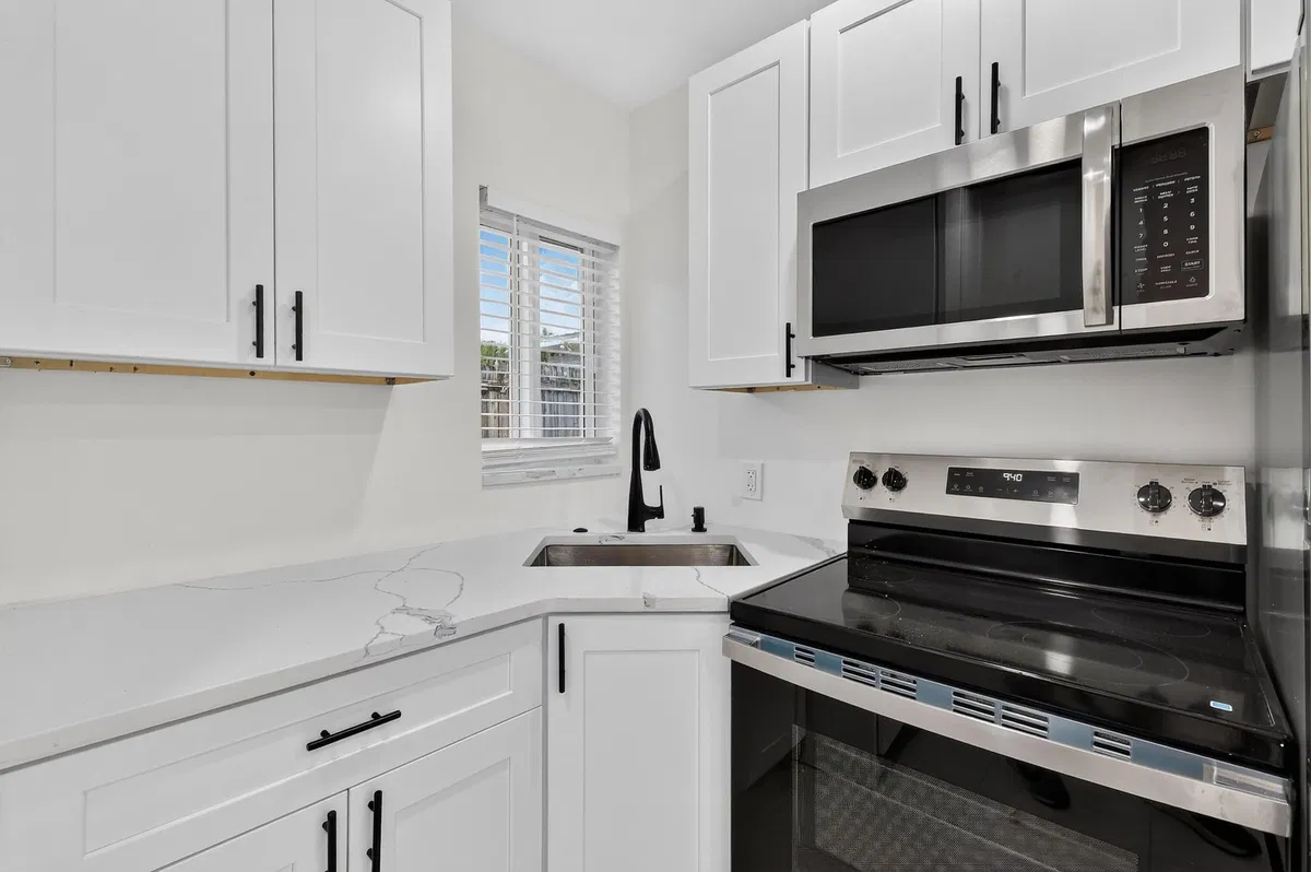 West Palm Beach Residence photo 28