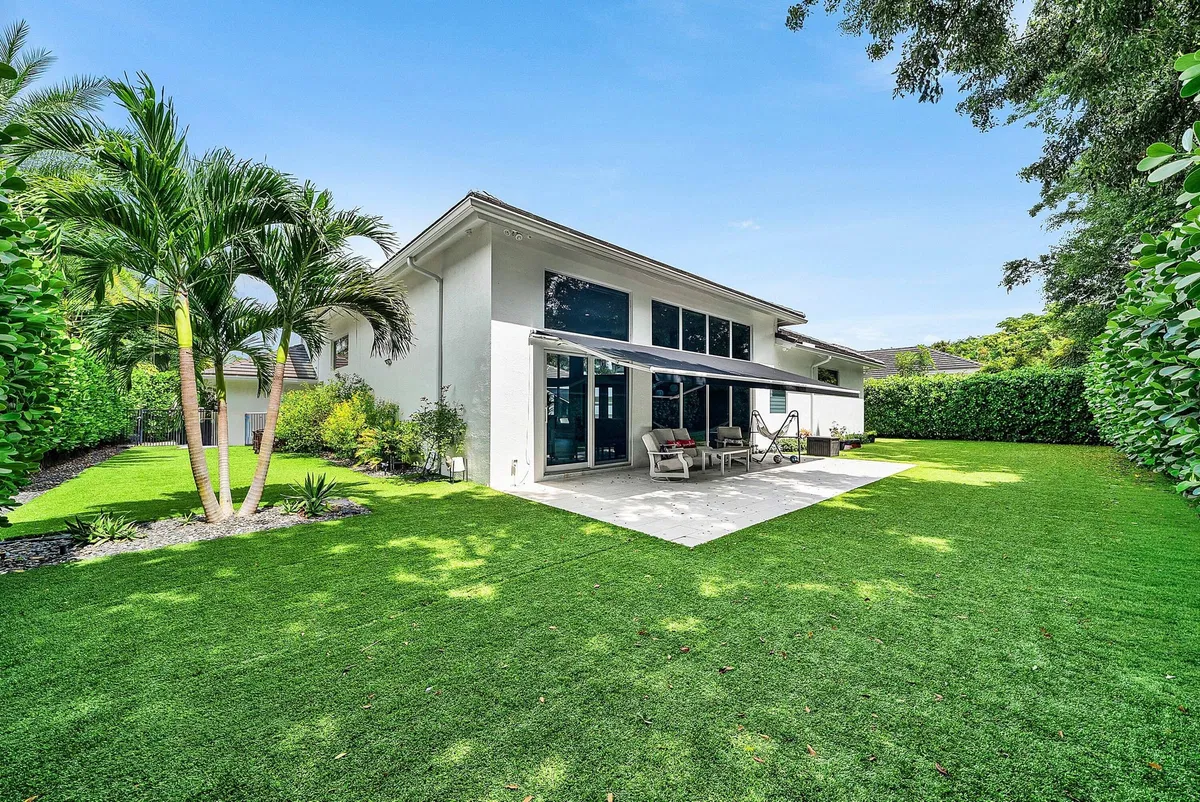 Woodfield Country Club Residence photo 55