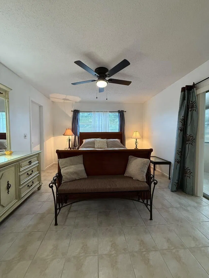 Residence photo 13