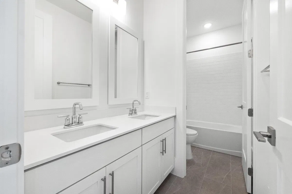 Residence photo 31