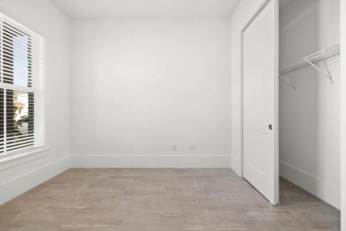 Residence photo 34