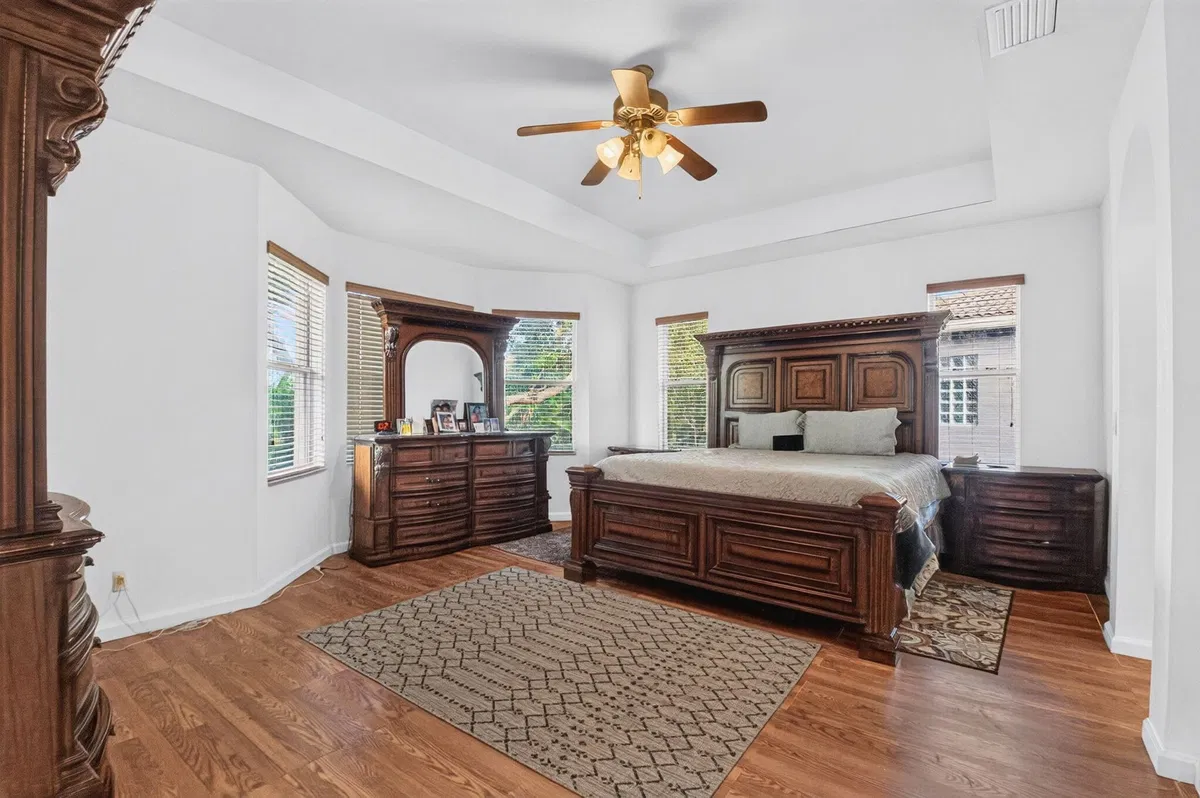 Residence photo 28