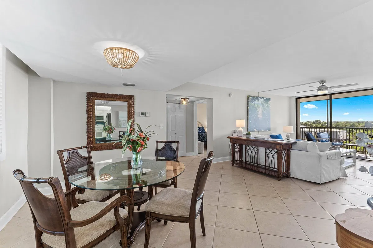Admirals Cove Unit M1-404 photo 4
